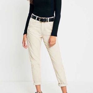 BDG Urban Outfitters Cream Slim Boyfriend Jeans 29